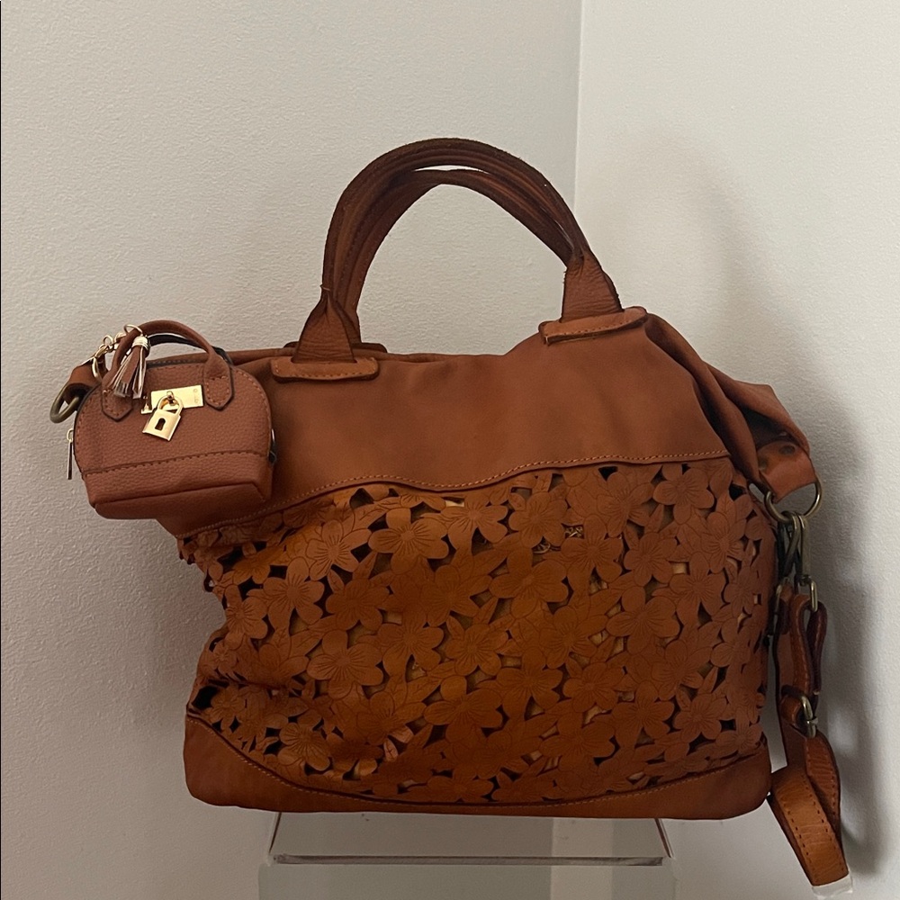 Sundance Cognac Brown Leather Handbag with Mini Pouch